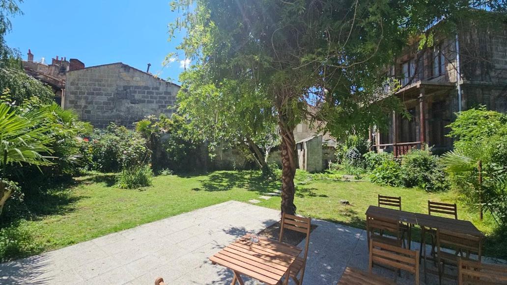 ボルドー Le Jardin Cafe Bed & Breakfast エクステリア 写真